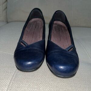 Clarks Everyday Active Air Navy Blue Leather Shoes Heel Loafers Slip On 9 M